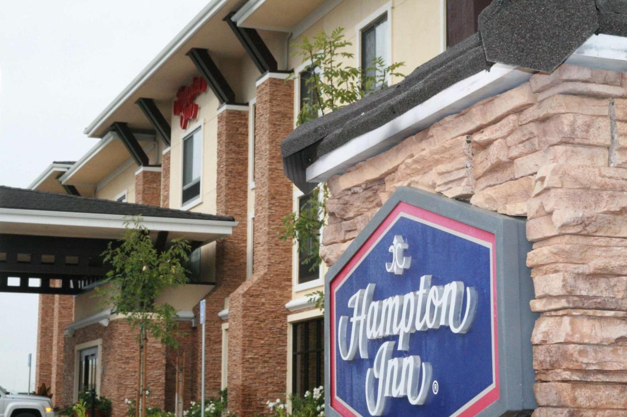 Hampton By Hilton Hotel Брентууд Екстериор снимка