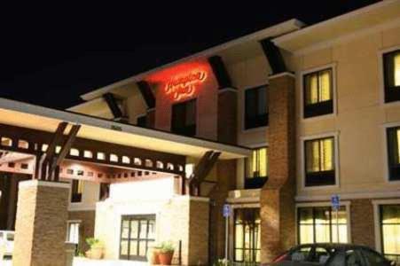 Hampton By Hilton Hotel Брентууд Екстериор снимка